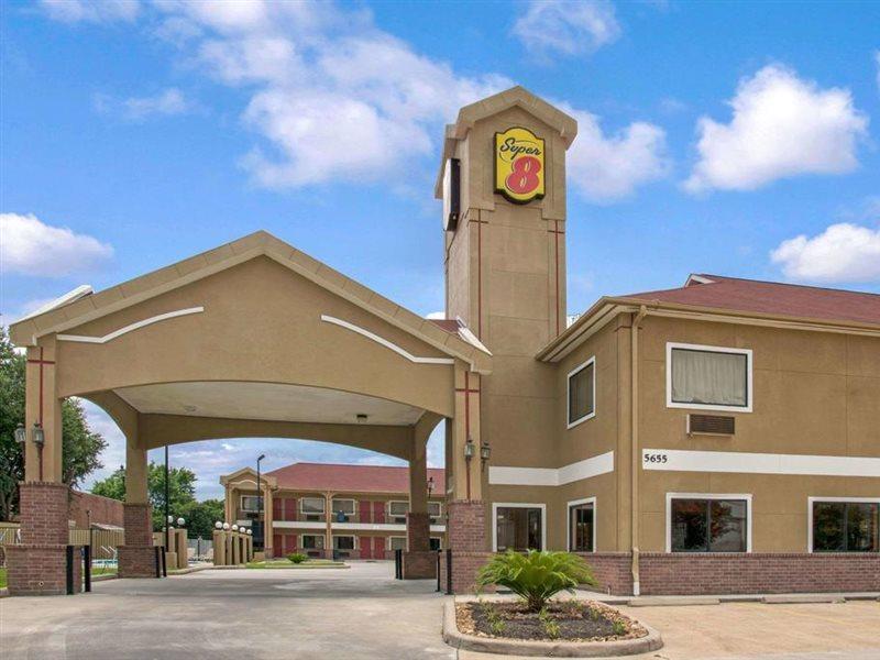 Super 8 By Wyndham Houston/Brookhollow Nw Экстерьер фото