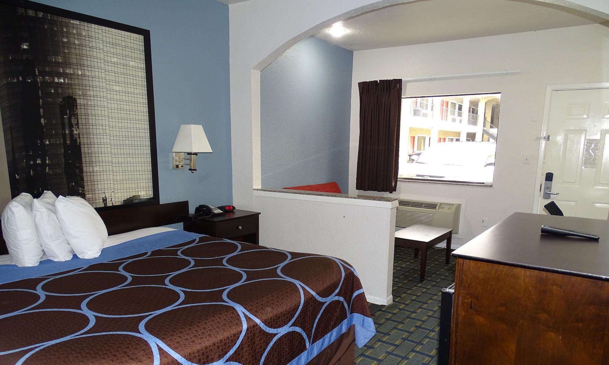 Super 8 By Wyndham Houston/Brookhollow Nw Экстерьер фото